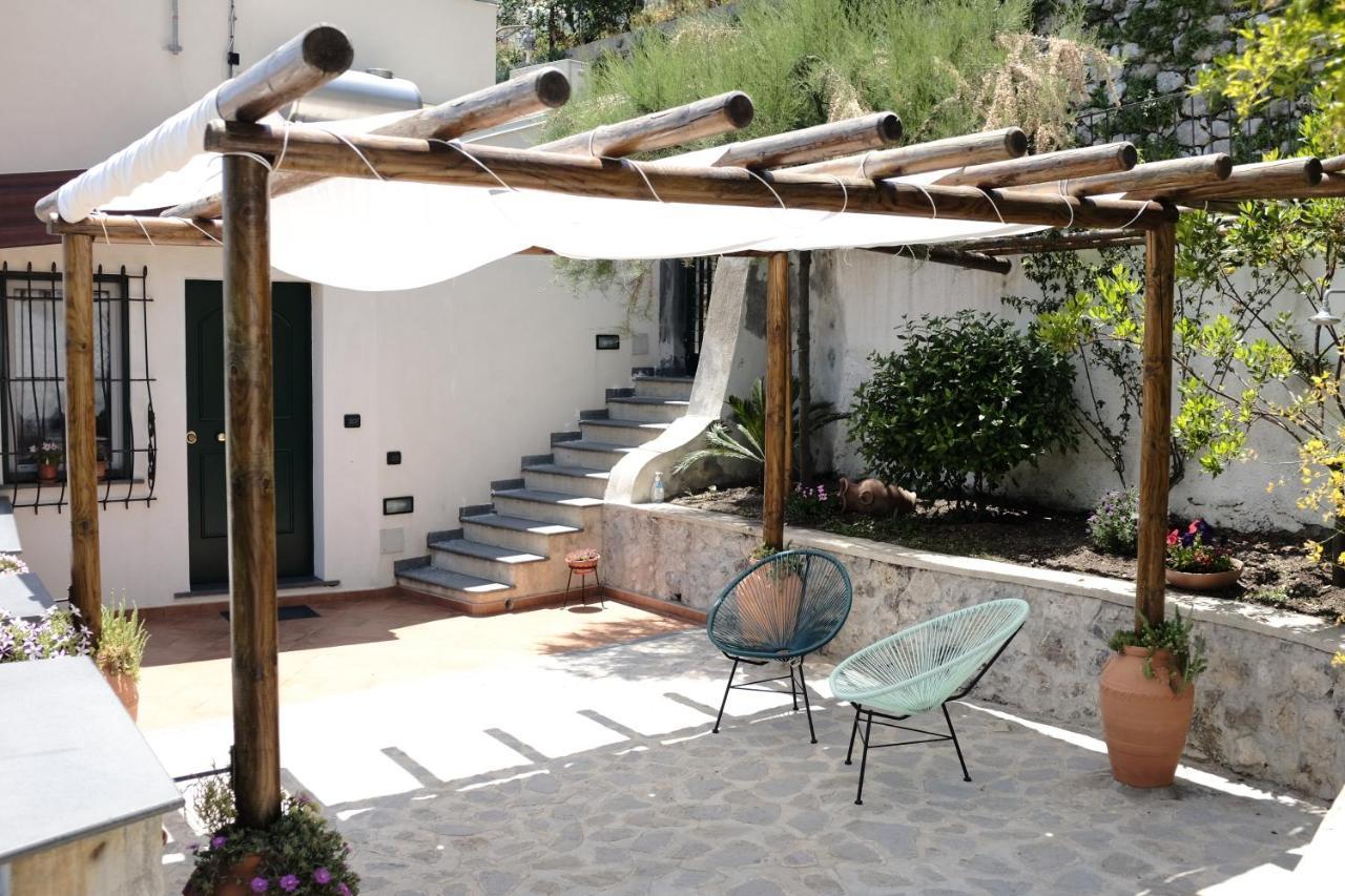 Dame Casa Vacanza Amalfi Kültér fotó